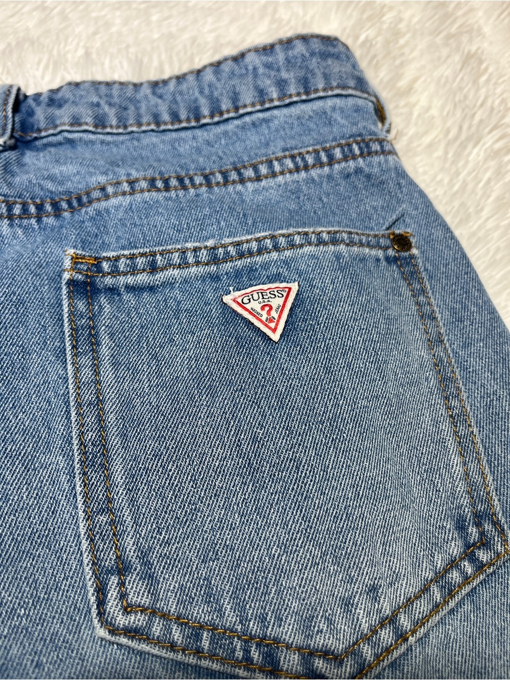 GUESS Los Angeles Wide Leg Distressed Jeans Light Wash 29x32 - Picture 3 of 9